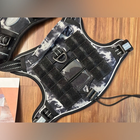 Dog Tactical Harness - Picture 5 of 12